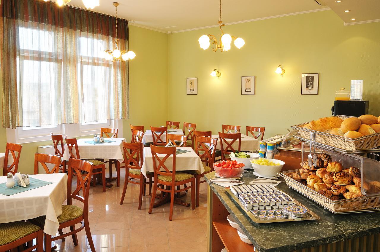 Baross City Apartments Budapeszt Zewnętrze zdjęcie